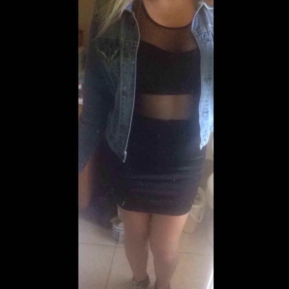 Mesh body-con dress