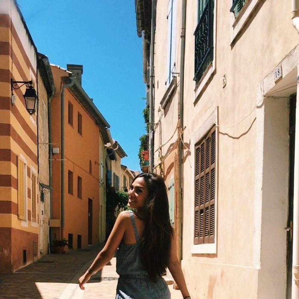 Meet your Posher, Jessica