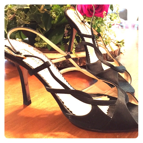 Oscar De La Renta designer satin evening sandal - Picture 5 of 8