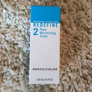 Rodan + Fields pore minimizing toner