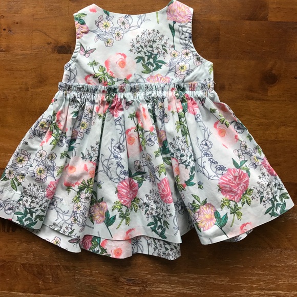 Floral Baby Gap Dress size 0-3 WORN ONLY ONCE - Picture 2 of 3