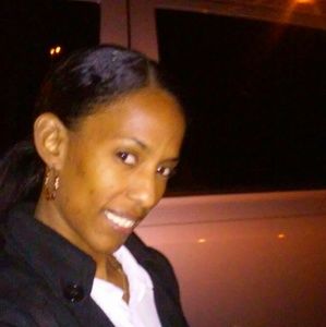 Meet your Posher, Julia