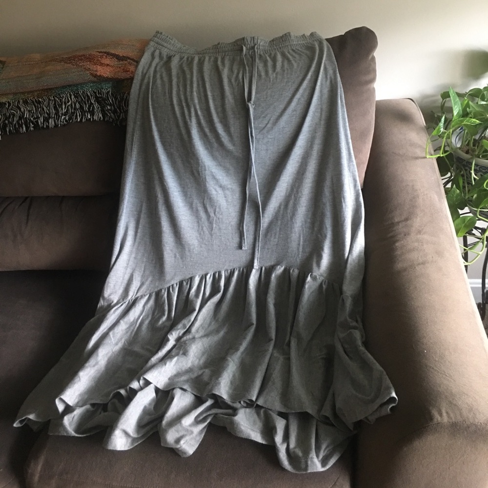Gray skirt