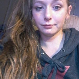 Meet your Posher, Jennale