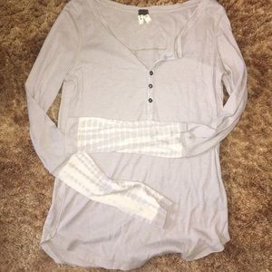 Free People "art cuff" henley - tye dye cuffs