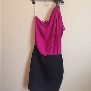 One shoulder dress