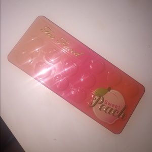 TOO FACED SWEET PEACH PALETTE!!