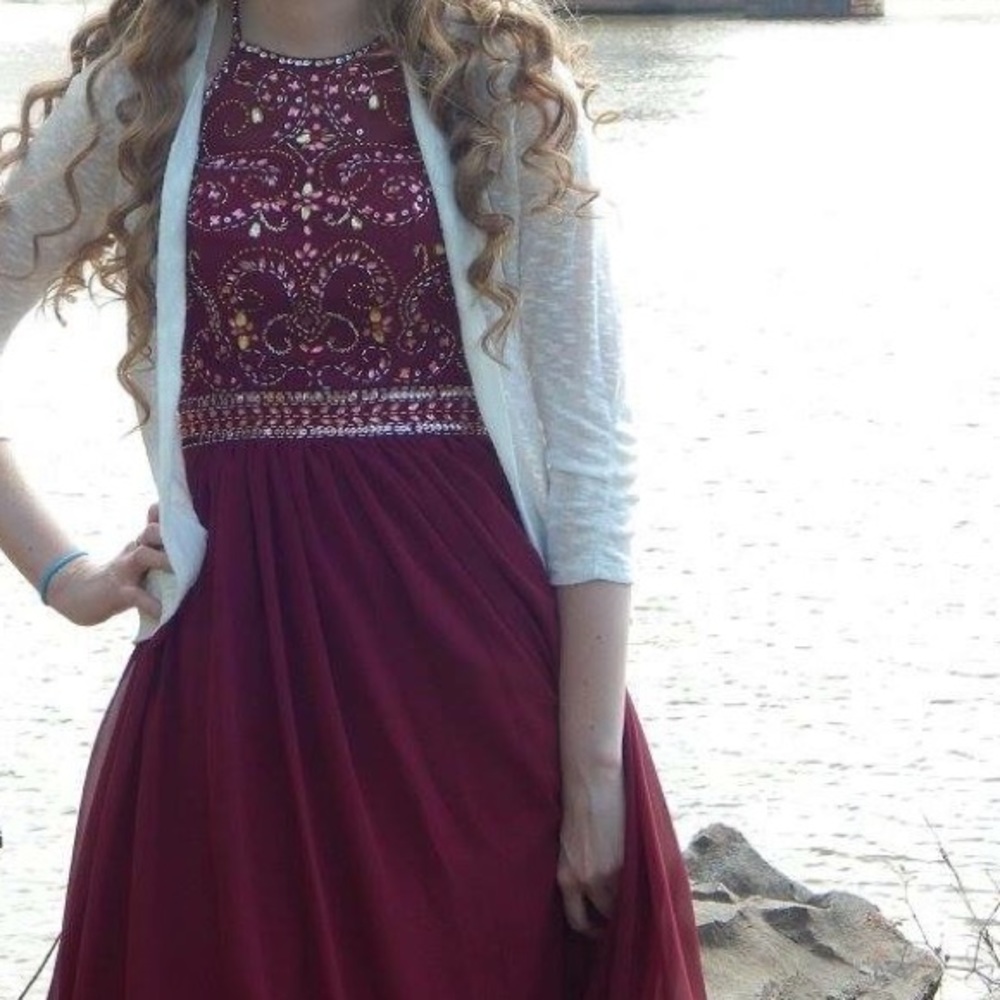 Prom Dress - Picture 2 of 6