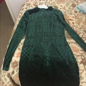 Green long sleeve dress