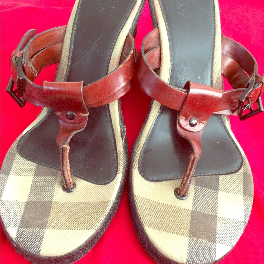 Authentic Women's Burberry Sandals