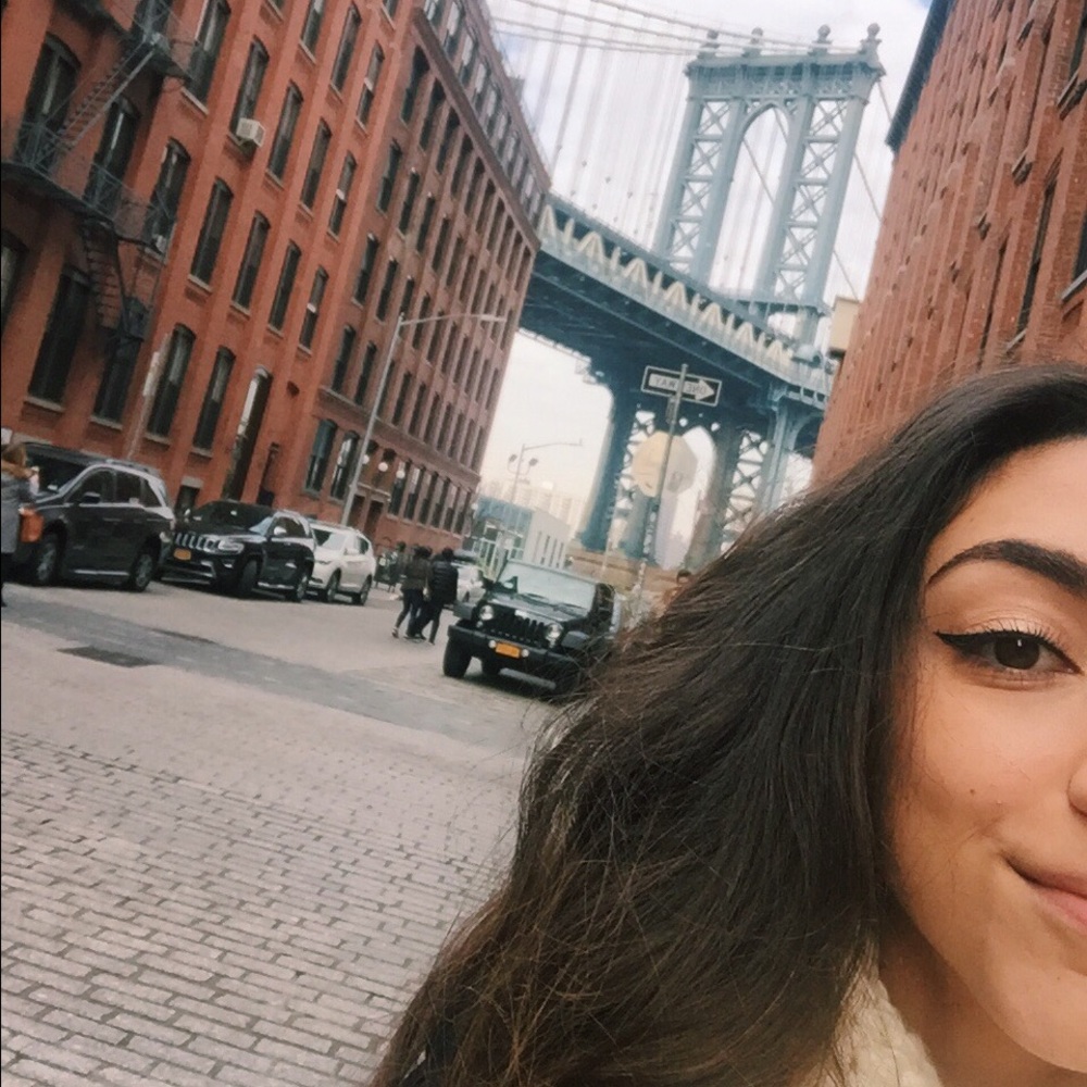 Meet your Posher, Ashley