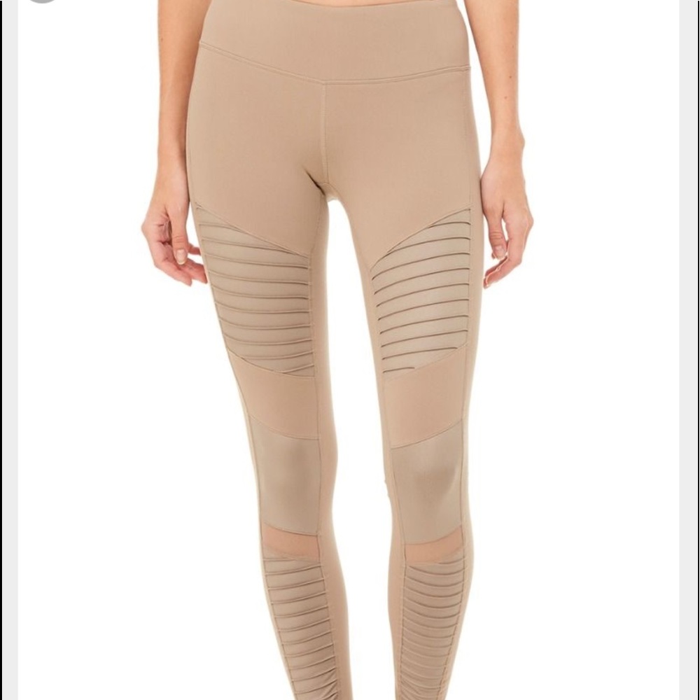 Alo yoga motto leggings