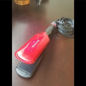 ⭐️Remington hair straightener