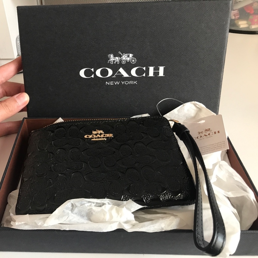 Coach Black Patent Leather Wristlet NWT