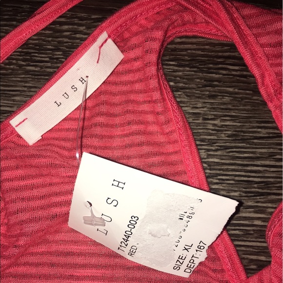 Lush Twist Back Knit Tank - Picture 4 of 6