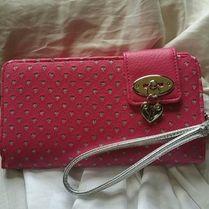 Hearts on pink wallet/wrislet