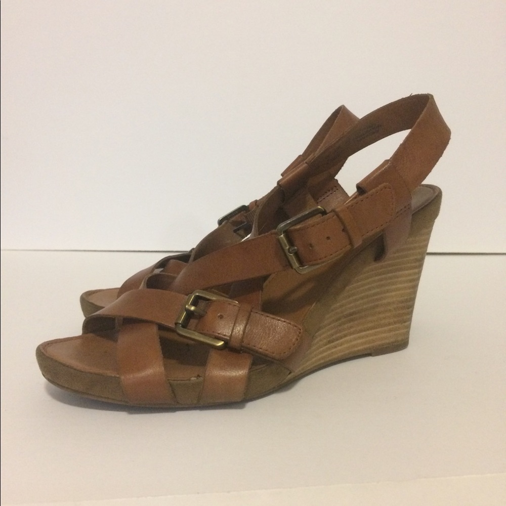 Banana Republic Brown wedge heels, size 9