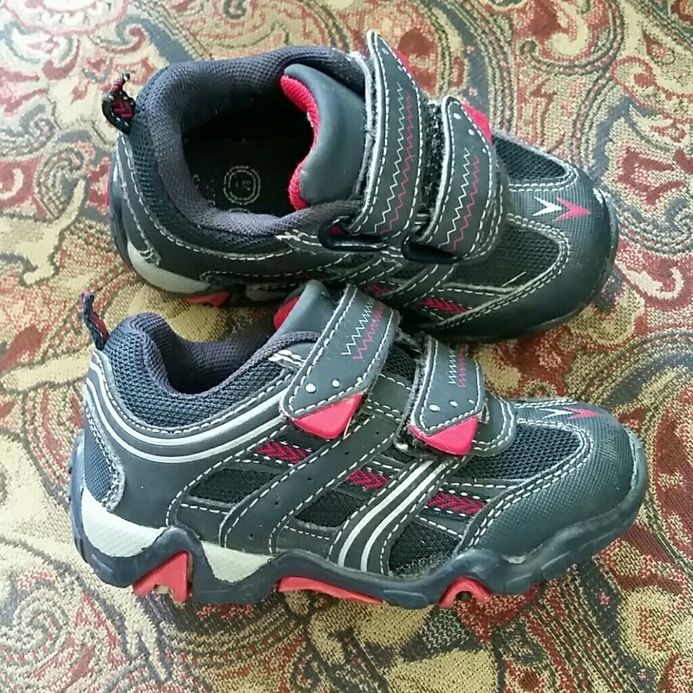 Toddler shoes