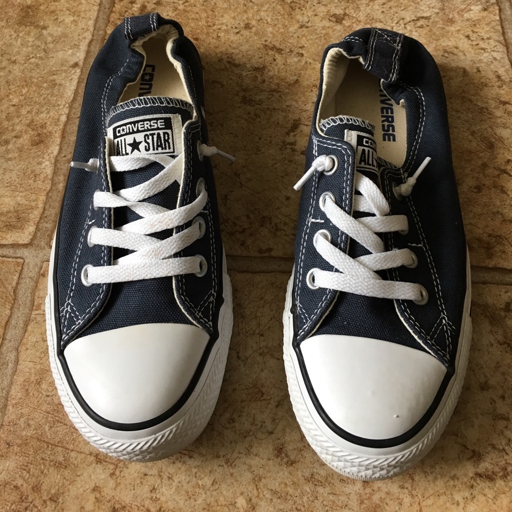 Blue dainty Converse All-Star size 8