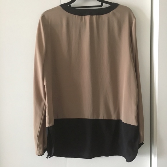 Ivy Ridge blouse in beige & black detail sz large - Picture 2 of 5