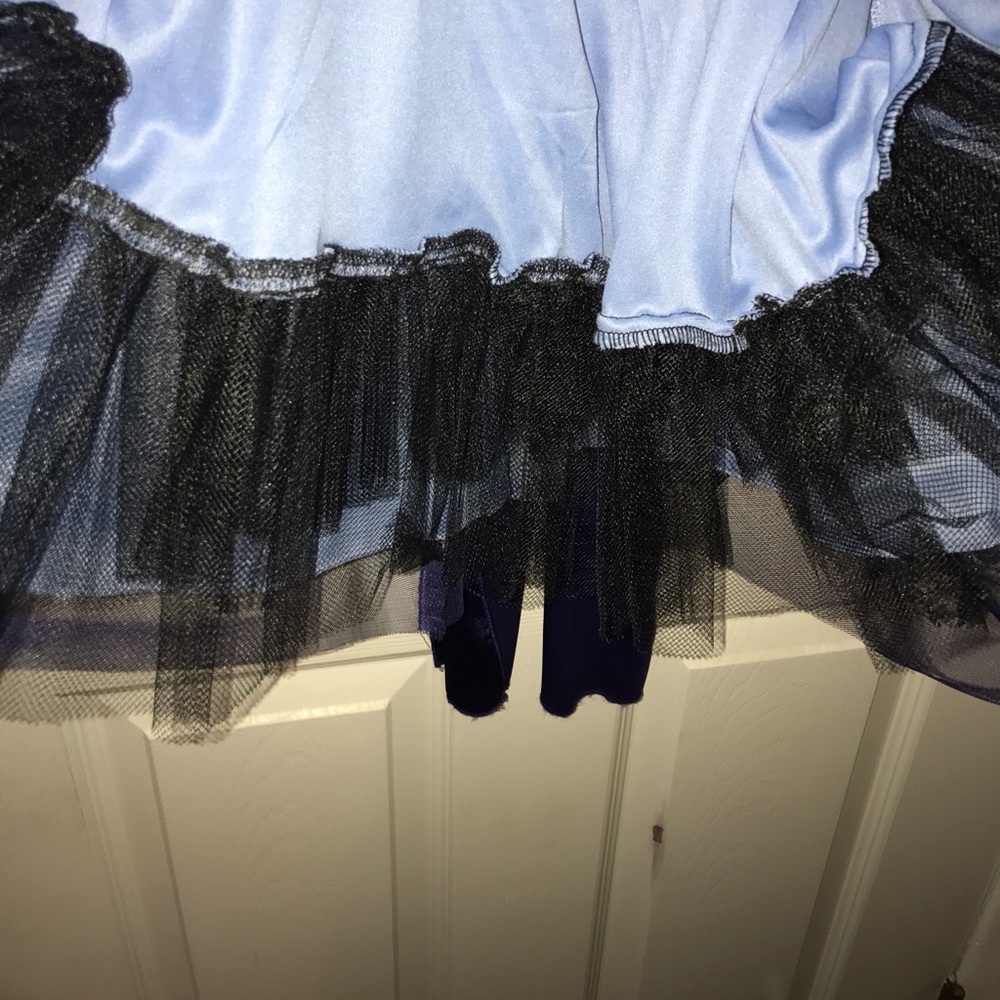 Formal Dress - Picture 2 of 4