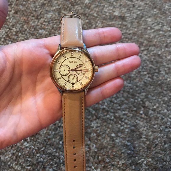 Fossil Watch - Picture 2 of 3