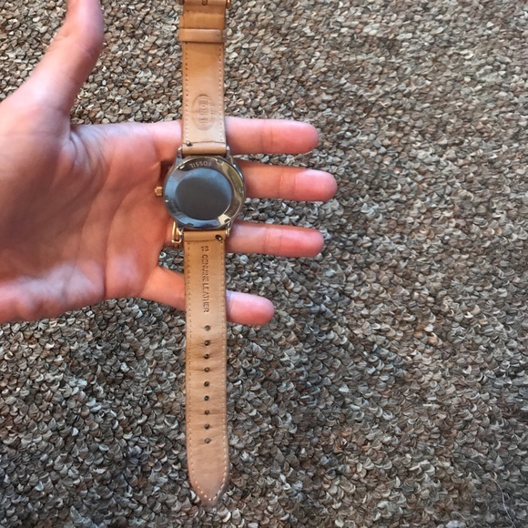 Fossil Watch - Picture 3 of 3