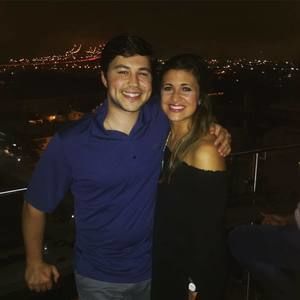 Meet your Posher, Casey