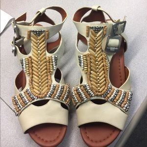 Vince Camuto Sandals size 7.5
