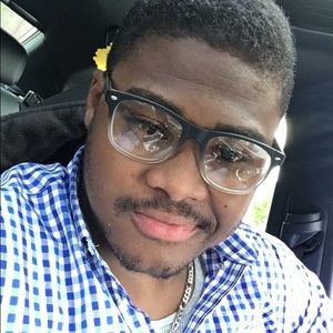 Meet your Posher, Marc