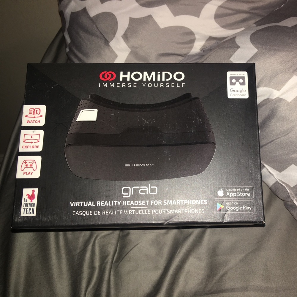 Virtual reality headset