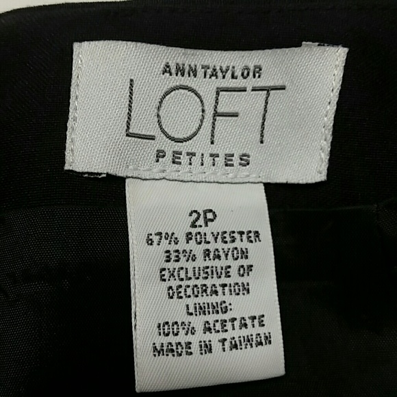 Ann Taylor 2 petite skirt w/ multicolor embroidery - Picture 6 of 6