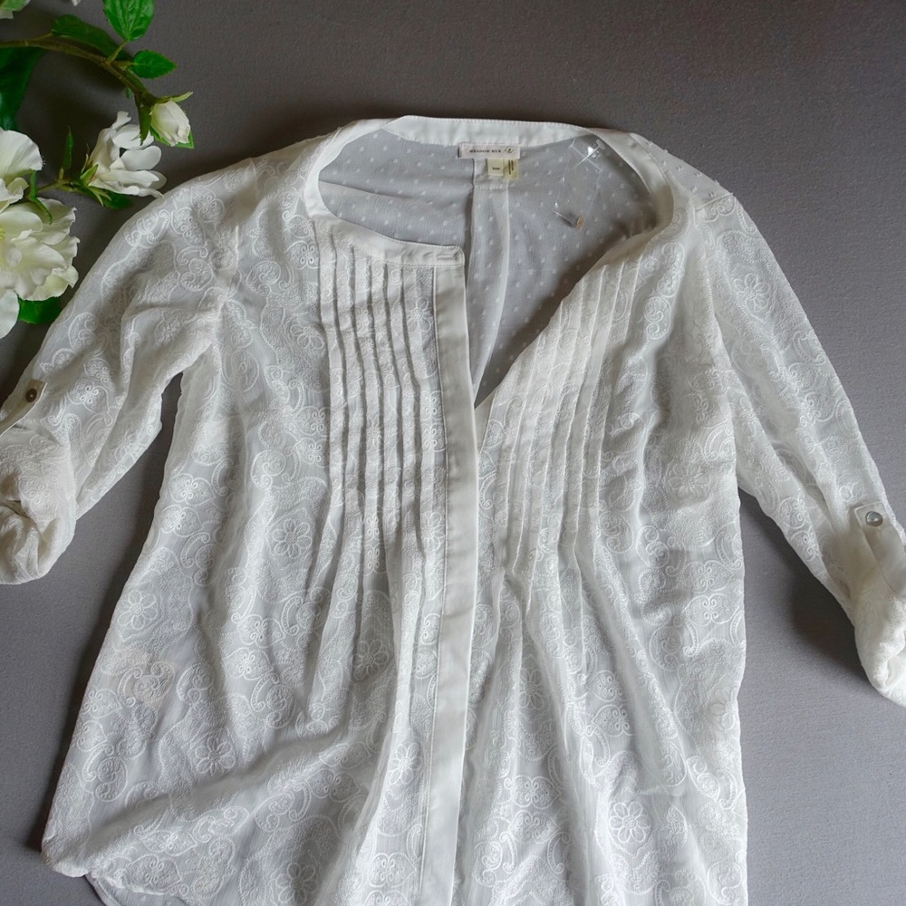Meadow Rue Button Down - Picture 2 of 8