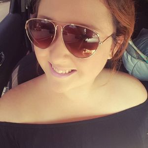 Meet your Posher, Eva