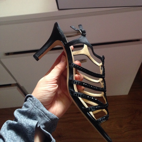 Black Heels - Picture 3 of 4