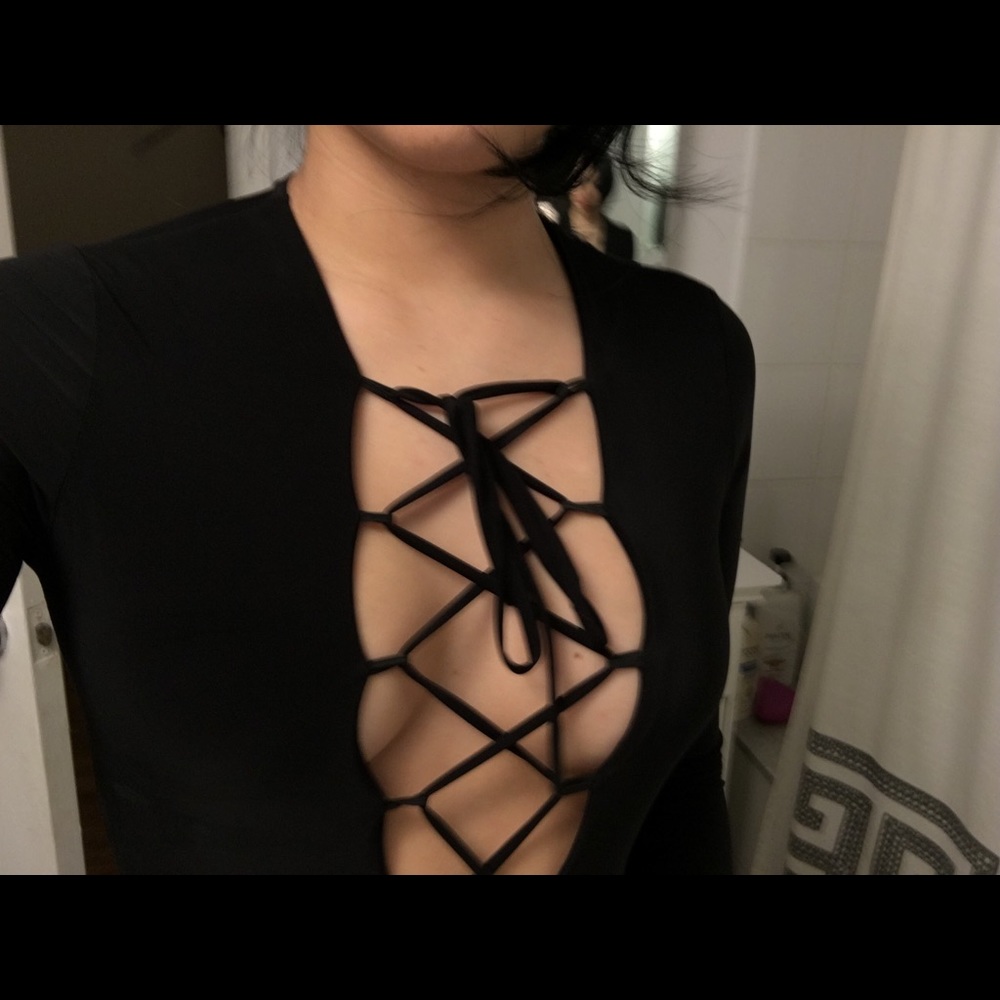Windsor open front long sleeve bodysuit top