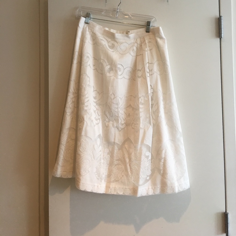 Ivory lace J Crew shirk never worn runs small