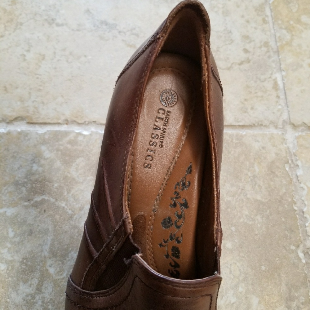 Brown heels