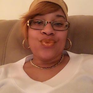 Meet your Posher, Whitney