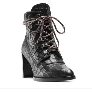 stuart weitzman x gigi