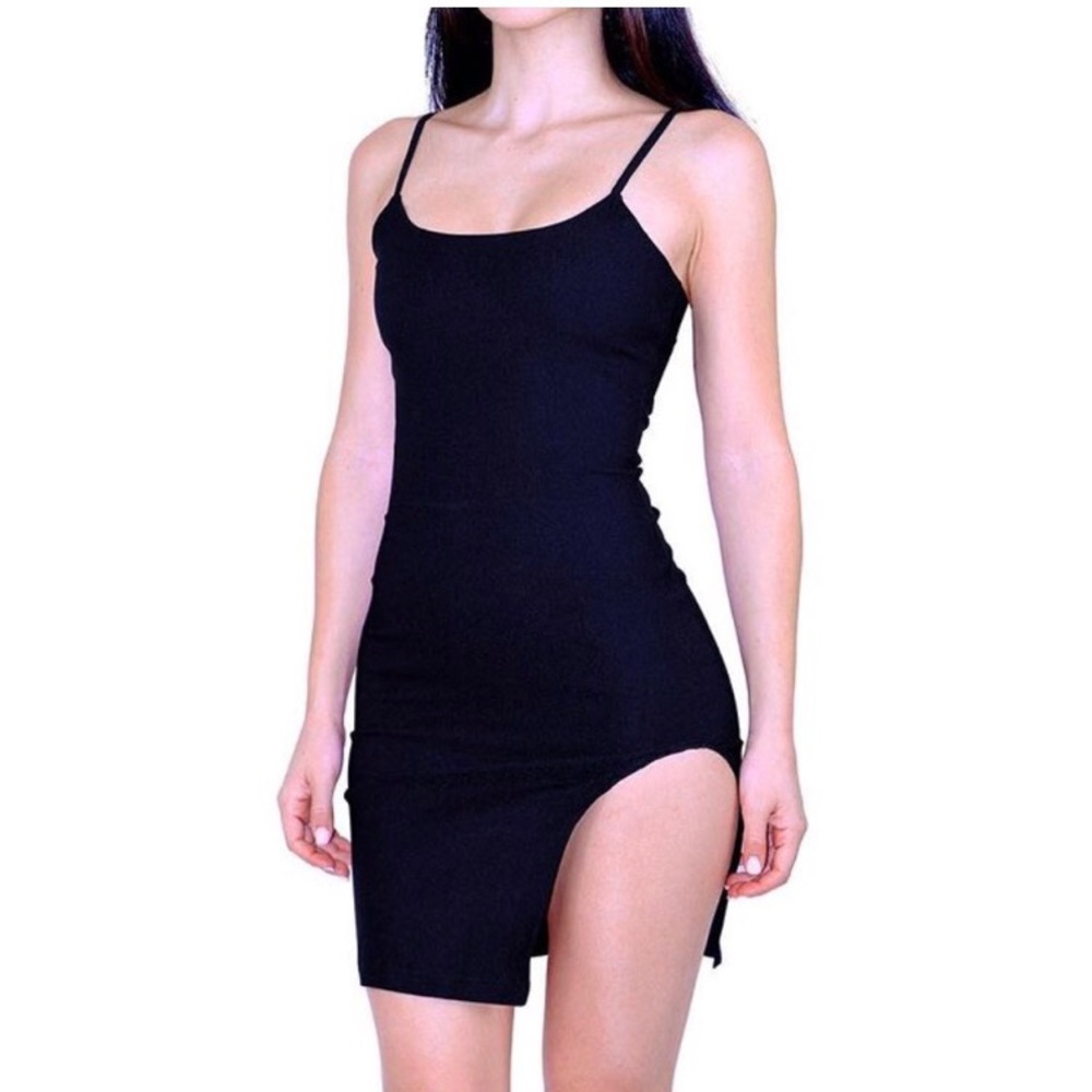 High slit black body con dress SOLD‼️‼️