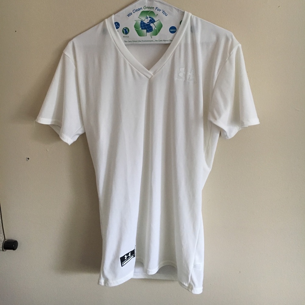 Under Armour white work out shirt