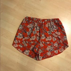 Floral pattern shorts