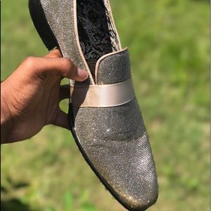 Formal Slvr/Gld Globe Footware