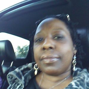 Meet your Posher, Sindy