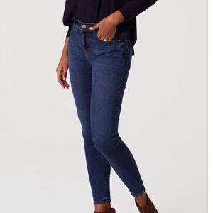Loft Petite Denim Leggings in Vivid Indigo Wash