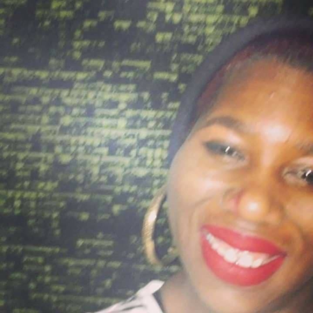 Meet your Posher, Jasmine