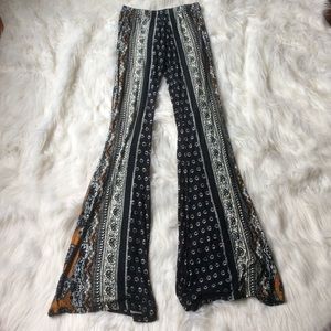 Novella Royale Janis Bells