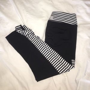 CALIA Striped "Essential Capri" Leggings