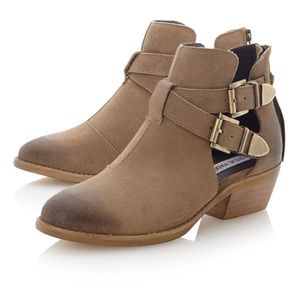 Steve Madden Cinch cutout buckle taupe ankle boot